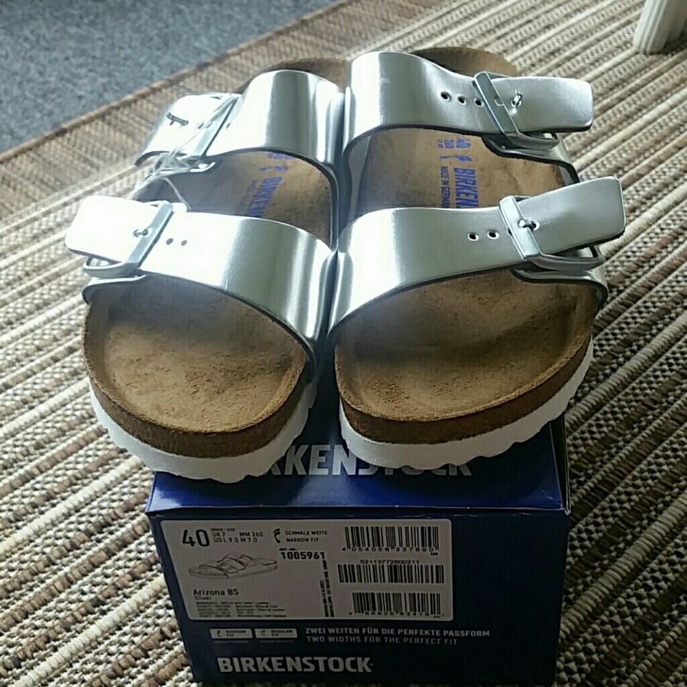 Women's Birkenstock Arizona Size 40 Narrow